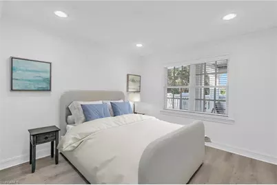 271 Broad Ave S #203, Naples, FL 34102 - Photo 9