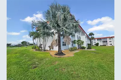 1700 Pine Valley Dr #118, Fort Myers, FL 33907 - Photo 17