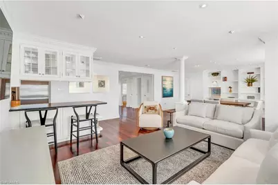 271 Broad Ave S #202, Naples, FL 34102 - Photo 3