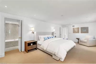 271 Broad Ave S #202, Naples, FL 34102 - Photo 7