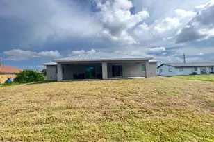 4414 Douglas Ln, Lehigh Acres, FL 33973 - Photo 5