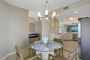 13105 Vanderbilt Dr, Naples, FL 34110 - Photo 11