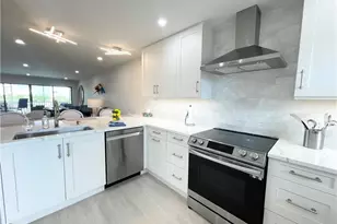 12945 Vanderbilt Dr, Naples, FL 34110 - Photo 13