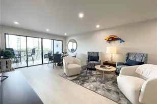 12945 Vanderbilt Dr, Naples, FL 34110 - Photo 9