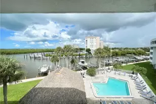 12945 Vanderbilt Dr, Naples, FL 34110 - Photo 15