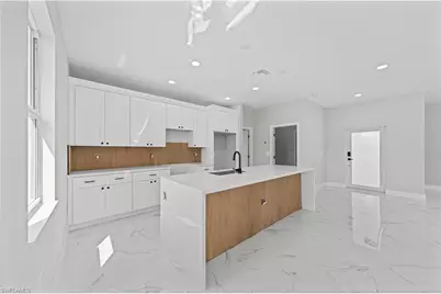 1015 Merry St E, Lehigh Acres, FL 33974 - Photo 7