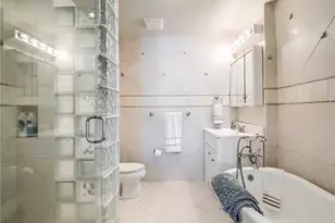 6020 Cypress Ln, Bonita Springs, FL 34134 - Photo 11