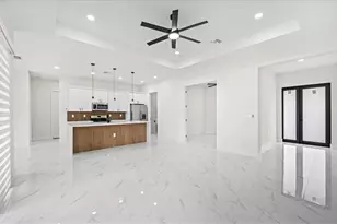 922 Richmond Ave N, Lehigh Acres, FL 33972 - Photo 15