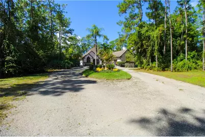 311 31st St NW, Naples, FL 34120 - Photo 5