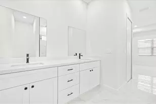 840 Guienne Ln, Lehigh Acres, FL 33974 - Photo 33