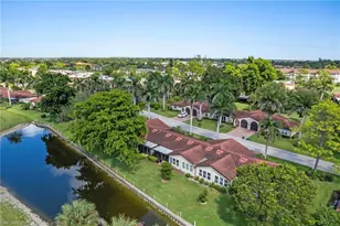 1037 Forest Lakes Dr, Naples, FL 34105 - Photo 39