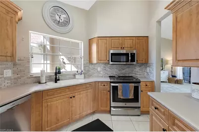 11407 Waterford Village Dr, Fort Myers, FL 33913 - Photo 15