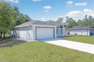 2113 Robert Ave, Alva, FL 33920 - Photo 9