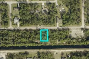 930 Kanuga St E, Lehigh Acres, FL 33974 - Photo 1