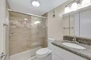 2264 Winkler Ave, Fort Myers, FL 33901 - Photo 15