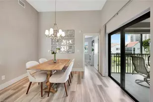 583 Beachwalk Cir, Naples, FL 34108 - Photo 7