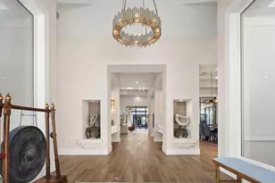 656 Hickory Rd, Naples, FL 34108 - Photo 5