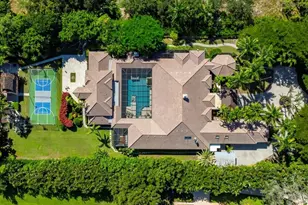 656 Hickory Rd, Naples, FL 34108 - Photo 3