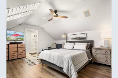 656 Hickory Rd, Naples, FL 34108 - Photo 29