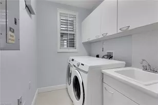 729 Regency Reserve Cir, Naples, FL 34119 - Photo 27