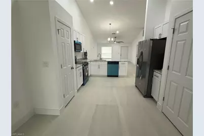 2810/2812 Martin Ave S, Lehigh Acres, FL 33973 - Photo 5