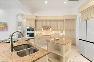 2341 Cheshire Ln, Naples, FL 34109 - Photo 17