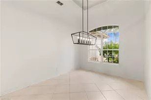 2341 Cheshire Ln, Naples, FL 34109 - Photo 5