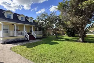 4934 Cortez Cir, Naples, FL 34112 - Photo 3