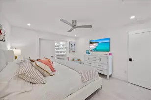 2100 Gulf Shore Blvd N, Naples, FL 34102 - Photo 17