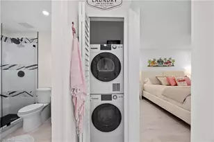 2100 Gulf Shore Blvd N, Naples, FL 34102 - Photo 21