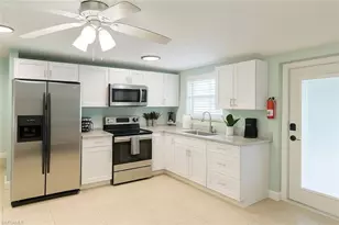 726 Park Ave, Naples, FL 34110 - Photo 11