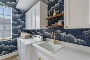 28560 Calabria Ct, Naples, FL 34110 - Photo 21