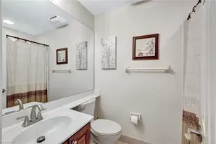 27105 Oakwood Lake Dr, Bonita Springs, FL 34134 - Photo 25