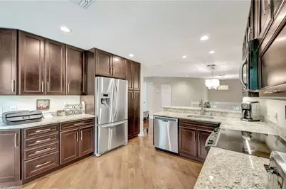27105 Oakwood Lake Dr, Bonita Springs, FL 34134 - Photo 9