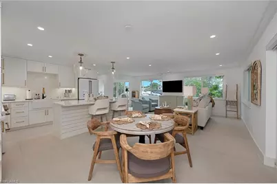 1950 Gulf Shore Blvd N #107, Naples, FL 34102 - Photo 9