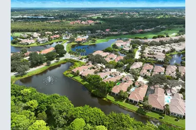 1267 Grand Isle Ct, Naples, FL 34108 - Photo 23