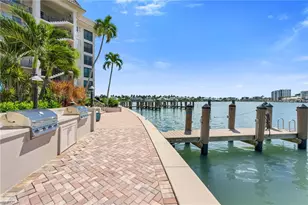 222 Harbour Dr, Naples, FL 34103 - Photo 19