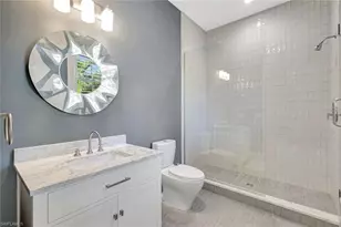 160 Broad Ave S, Naples, FL 34102 - Photo 31