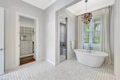 160 Broad Ave S, Naples, FL 34102 - Photo 29