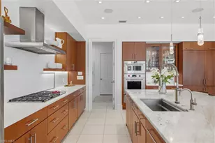 671 Henley Dr, Naples, FL 34104 - Photo 13