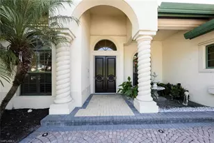 3022 Gainesborough Ct, Naples, FL 34105 - Photo 3