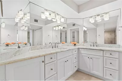 4551 Gulf Shore Blvd N #400, Naples, FL 34103 - Photo 17