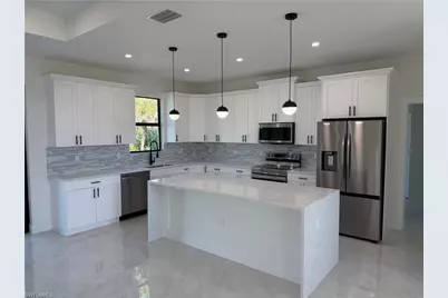 817 Atherton Ave, Lehigh Acres, FL 33971 - Photo 7