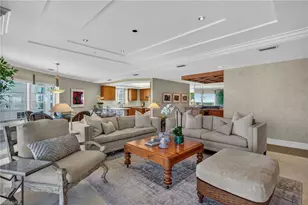 4201 Gulf Shore Blvd N, Naples, FL 34103 - Photo 9