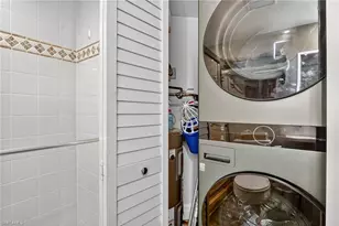 636 Wiggins Bay Dr, Naples, FL 34110 - Photo 27