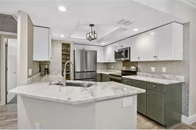 636 Wiggins Bay Dr #636, Naples, FL 34110 - Photo 13