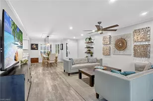 636 Wiggins Bay Dr, Naples, FL 34110 - Photo 9