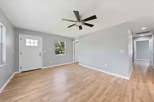 4810 Duera Mae Dr, Fort Myers, FL 33908 - Photo 7