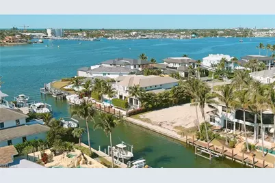 1670 Dolphin Ct, Naples, FL 34102 - Photo 1