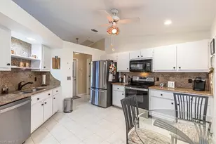 124 Versailles Cir, Naples, FL 34112 - Photo 5